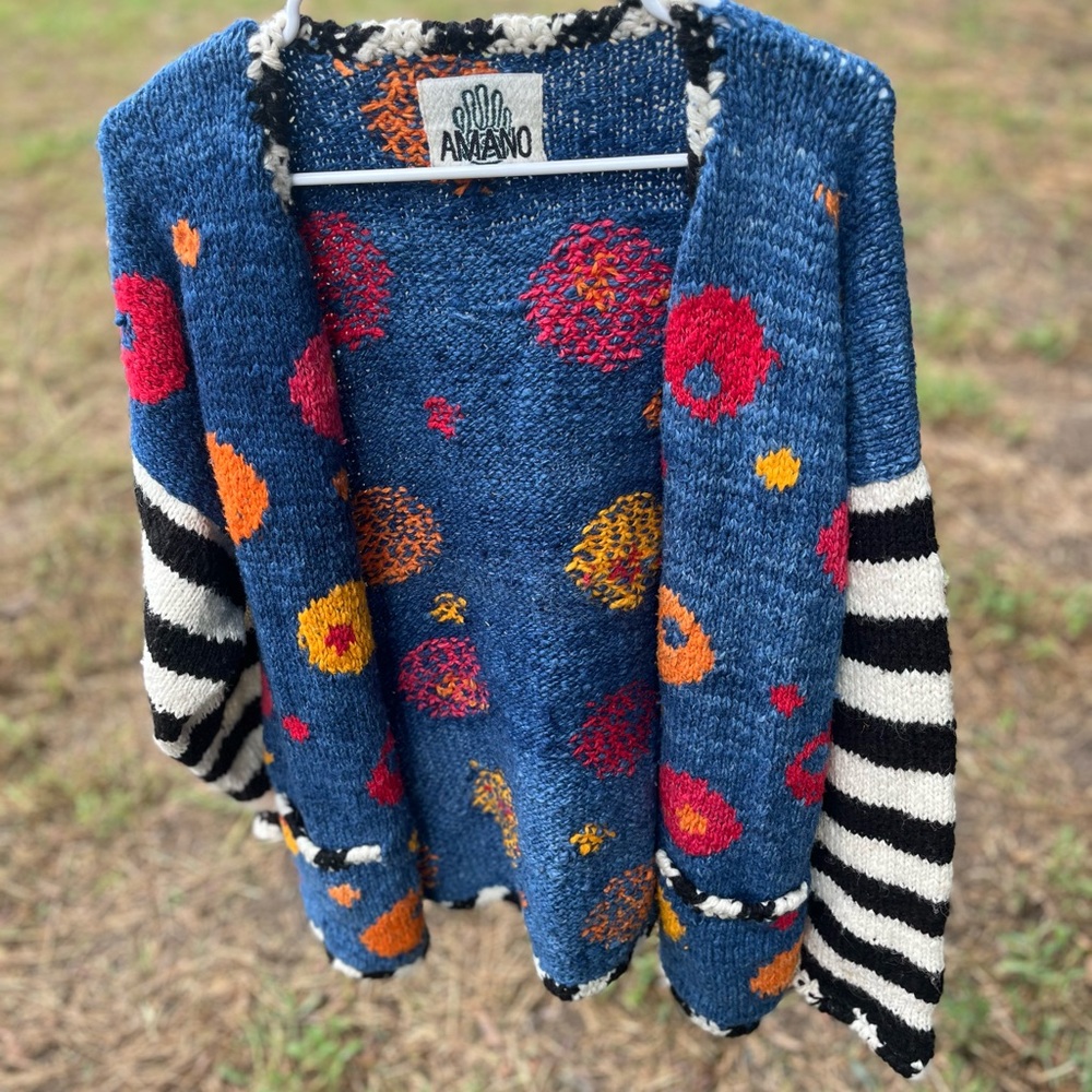 Amano unique pattern sweater